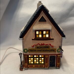 Department 56 - Heritage Village Collection Morton Steak And Kidney Pie House